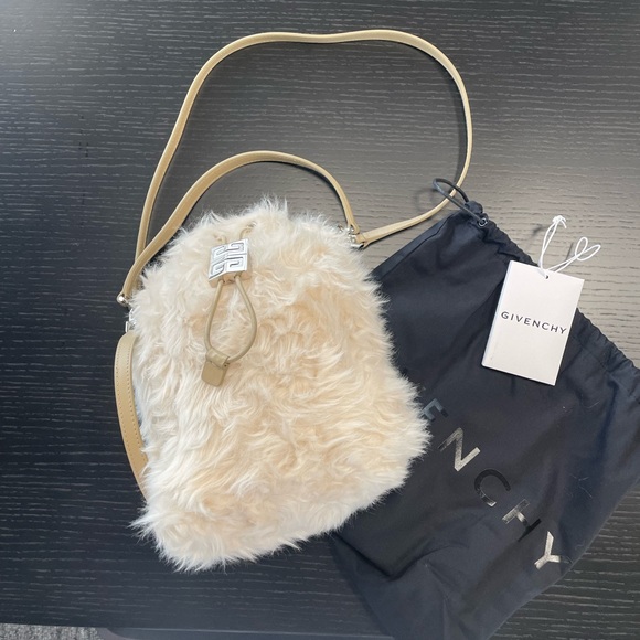 Givenchy Bucket bag - Picture 3 of 5